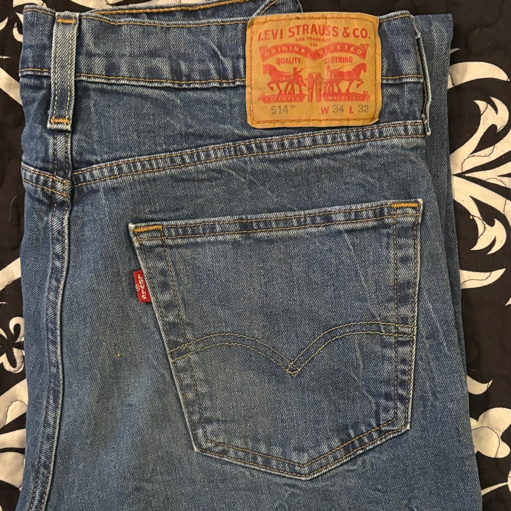 Levi's Straight Fit 514 Denim Jeans in Blue